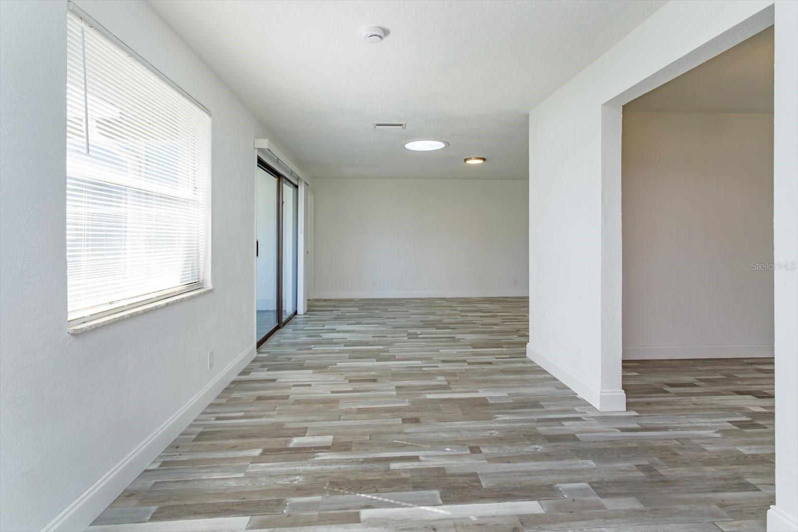 EMERALD ISLE UNIT 01 - Residential