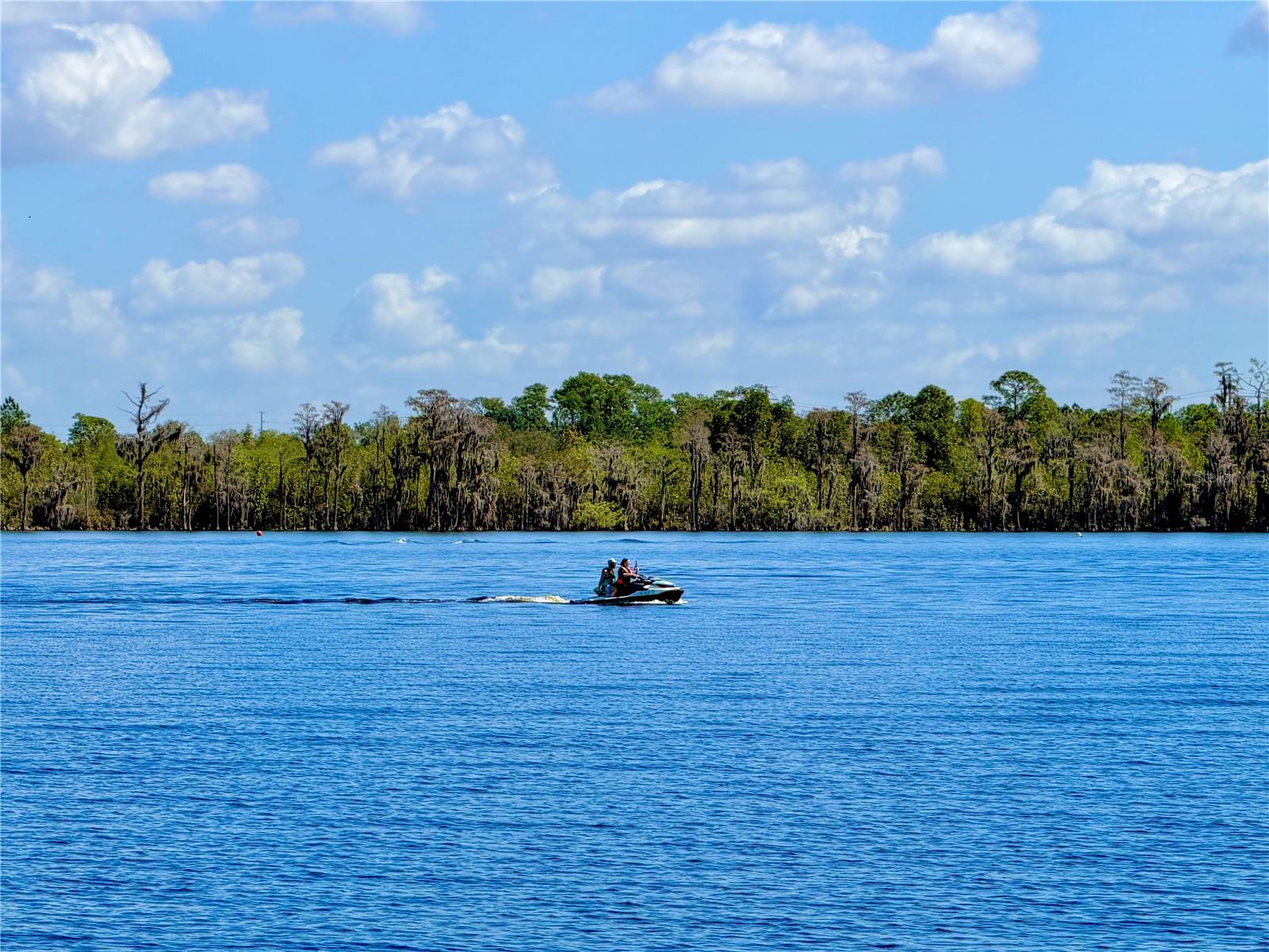 BLUE HERON BEACH RESIDENCE TOWER I - Residential