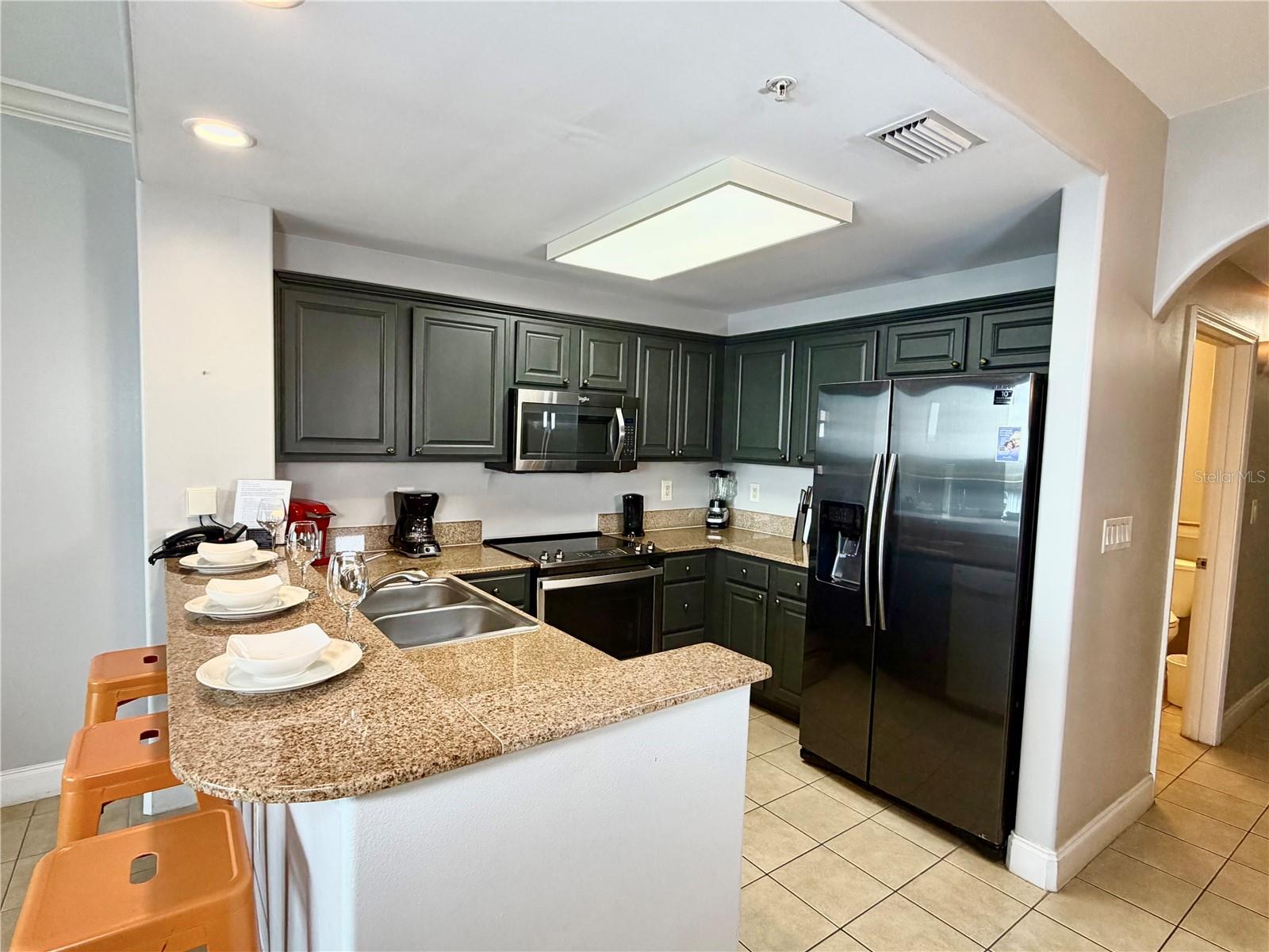 BLUE HERON BEACH RESIDENCE TOWER I - Residential