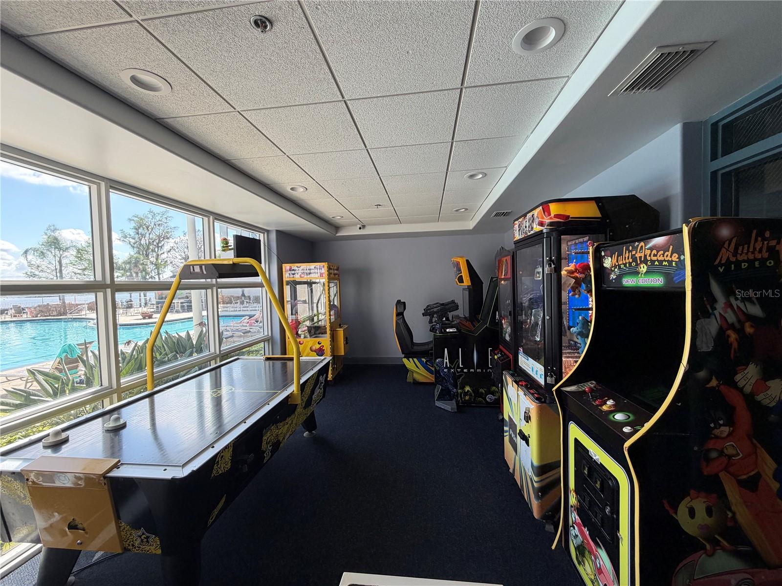 BLUE HERON BEACH RESIDENCE TOWER I - Residential