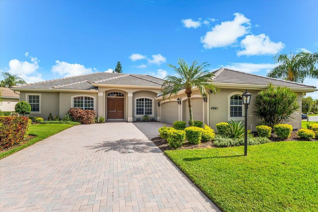 Photo of 4941 Bridgehampton Boulevard, Sarasota, FL 34238 (MLS # A4661314)