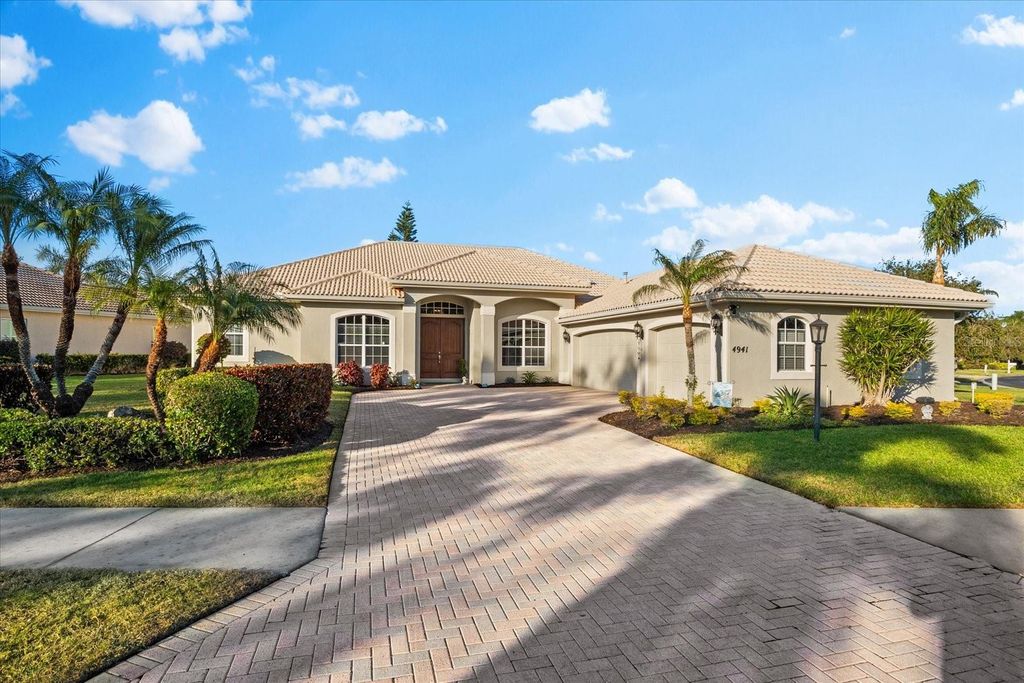 Photo of 4941 Bridgehampton Boulevard, Sarasota, FL 34238 (MLS # A4661314)