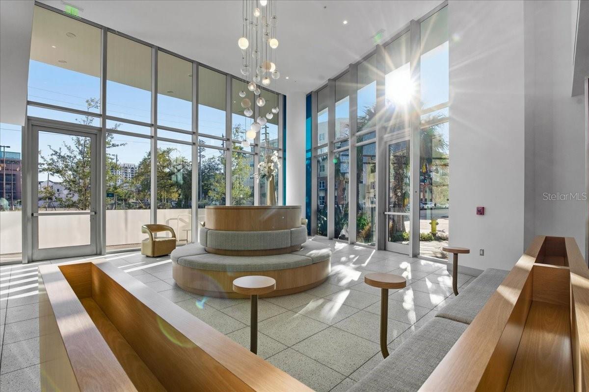 REFLECTION CONDO - Residential