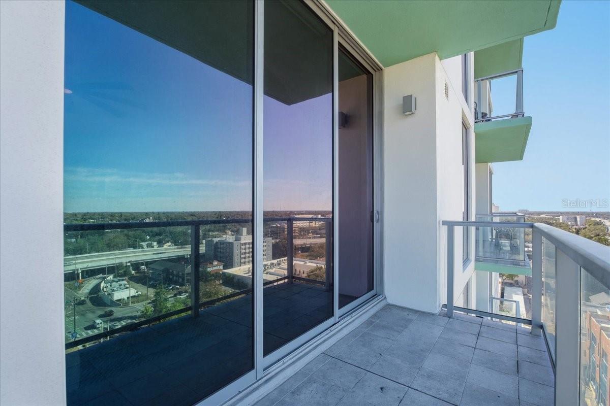 REFLECTION CONDO - Residential