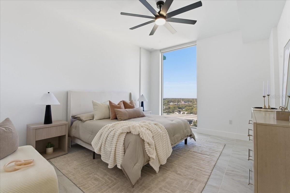 REFLECTION CONDO - Residential