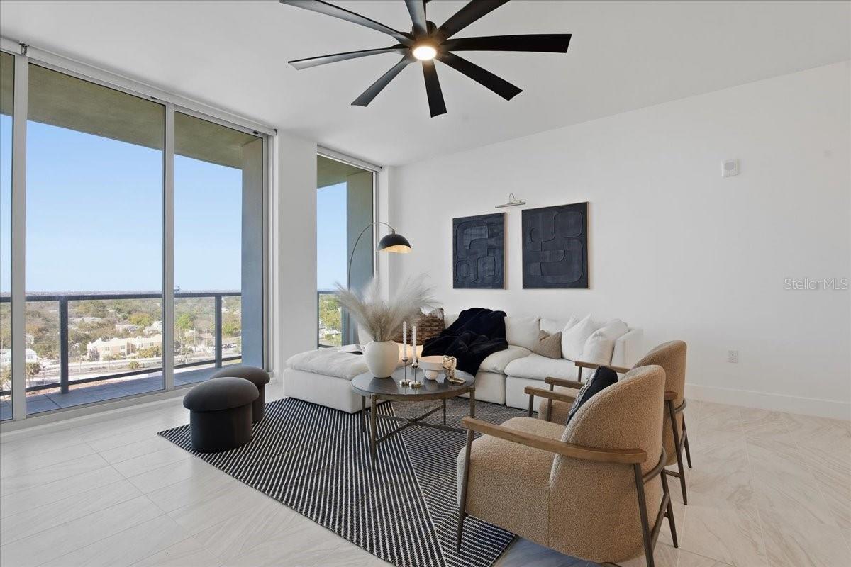 REFLECTION CONDO - Residential