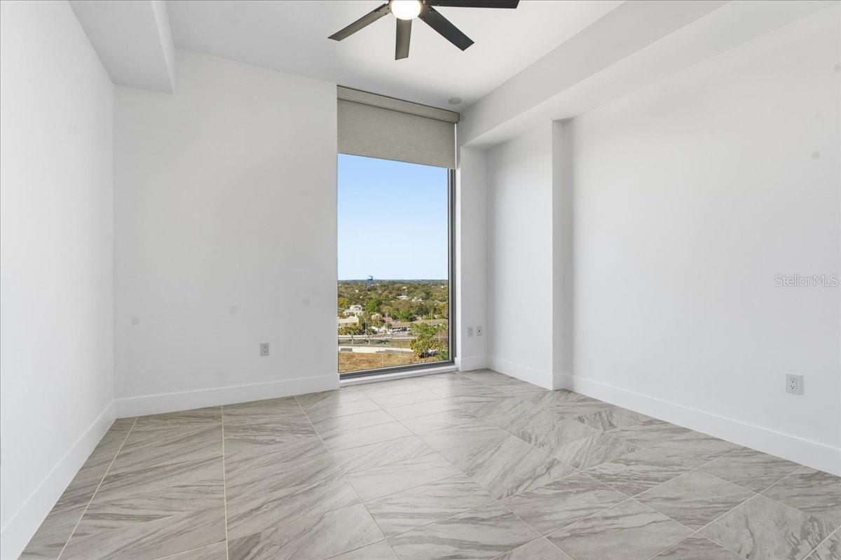 REFLECTION CONDO - Residential