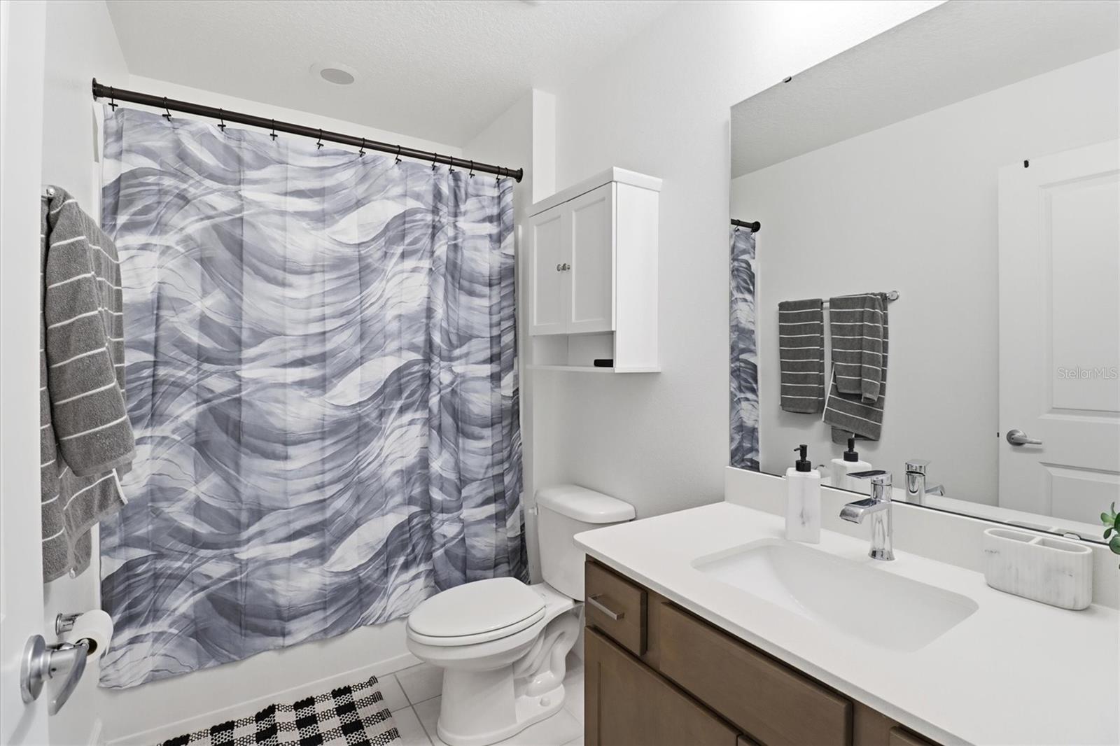 TOWNHOMES AT RIVERS EDGE - Residential