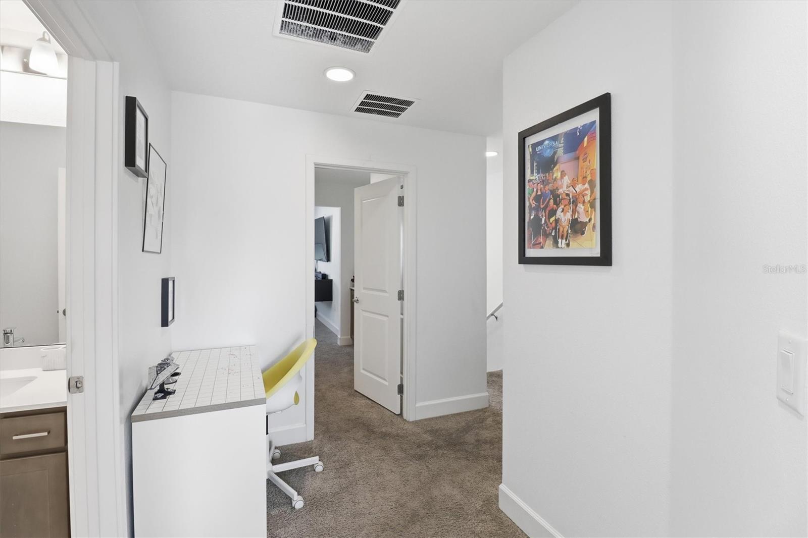 TOWNHOMES AT RIVERS EDGE - Residential