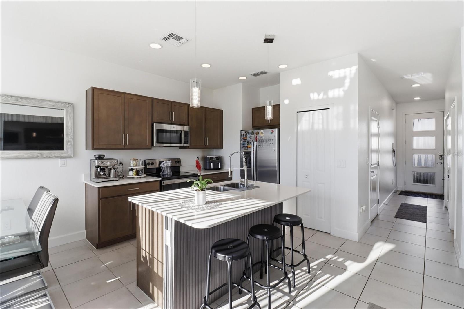 TOWNHOMES AT RIVERS EDGE - Residential