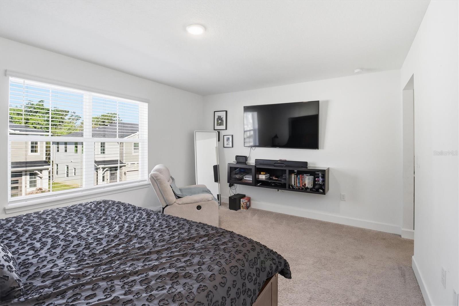 TOWNHOMES AT RIVERS EDGE - Residential