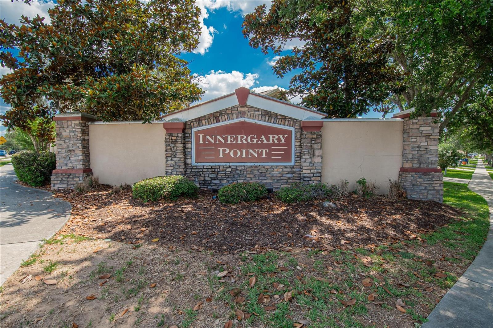 INNERGARY POINT - Residential