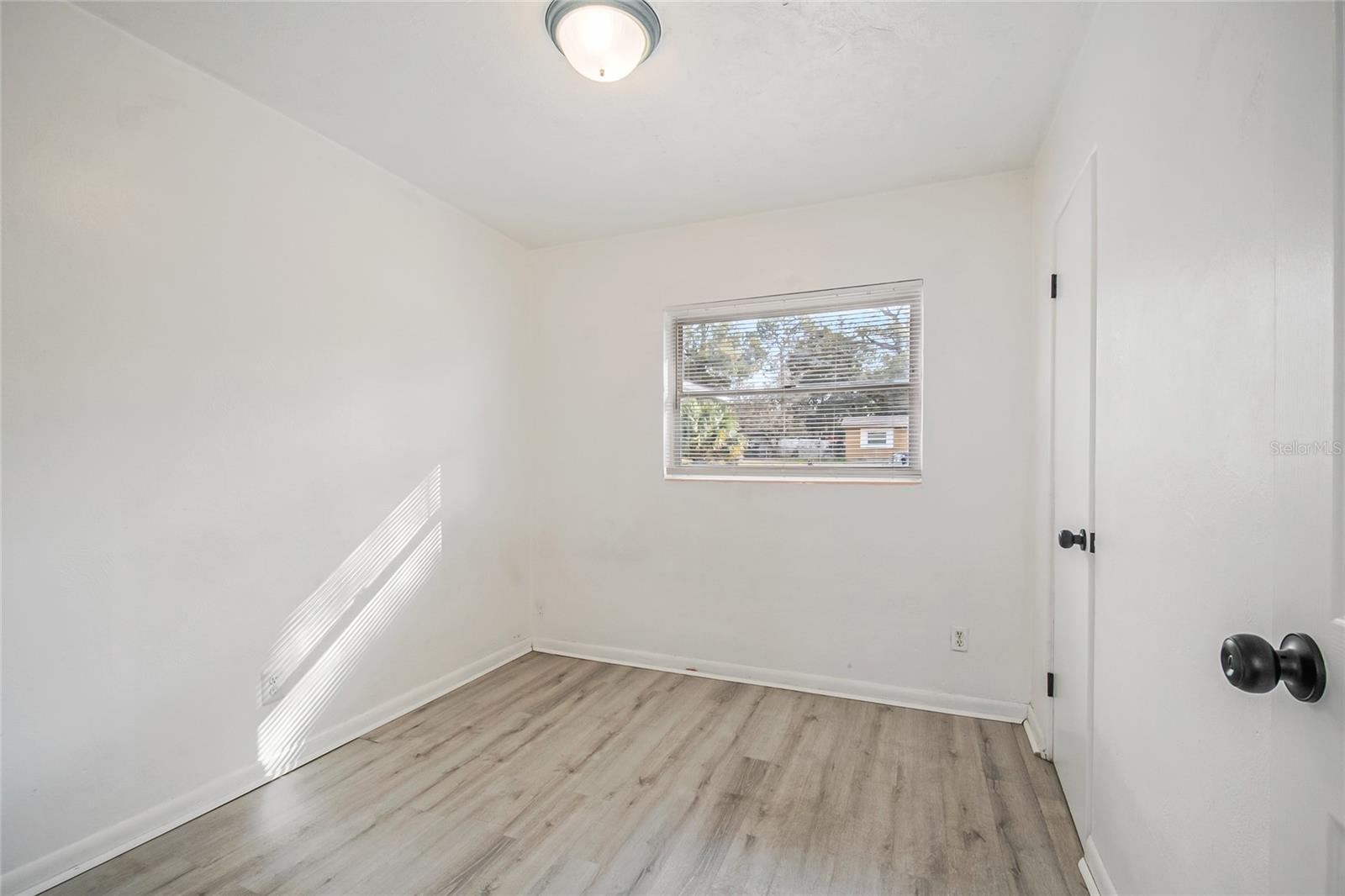 LITTLE WEKIWA ESTATES NO 1 - Residential