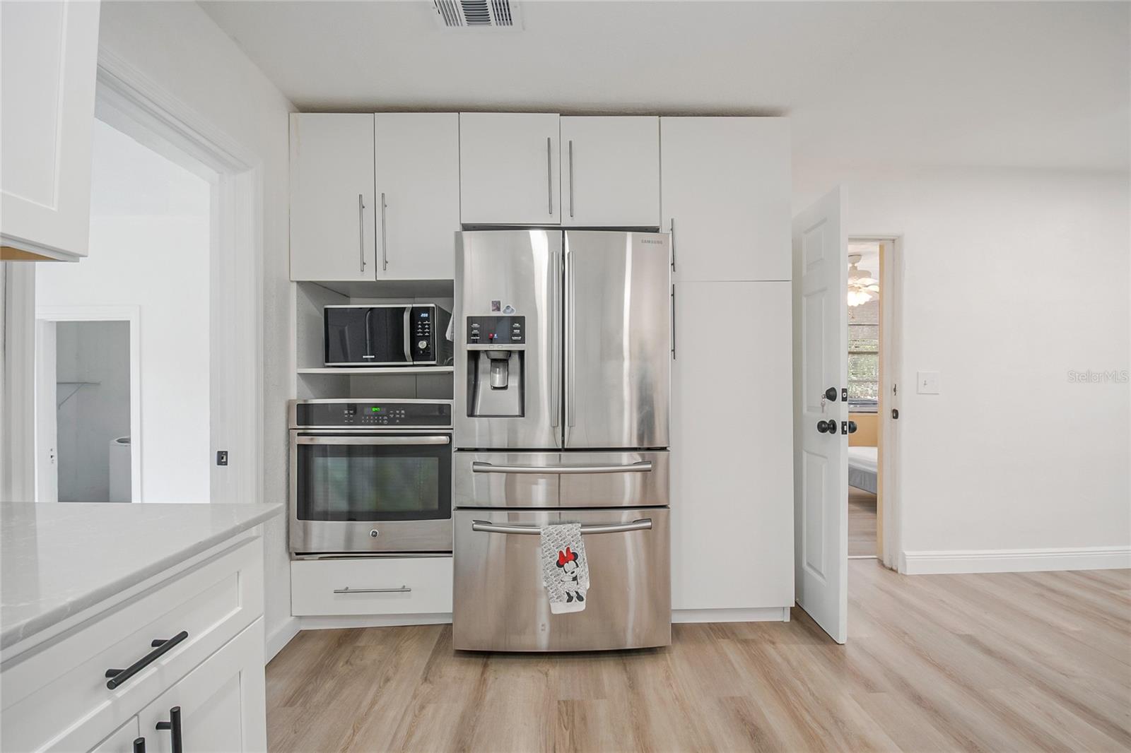 LITTLE WEKIWA ESTATES NO 1 - Residential