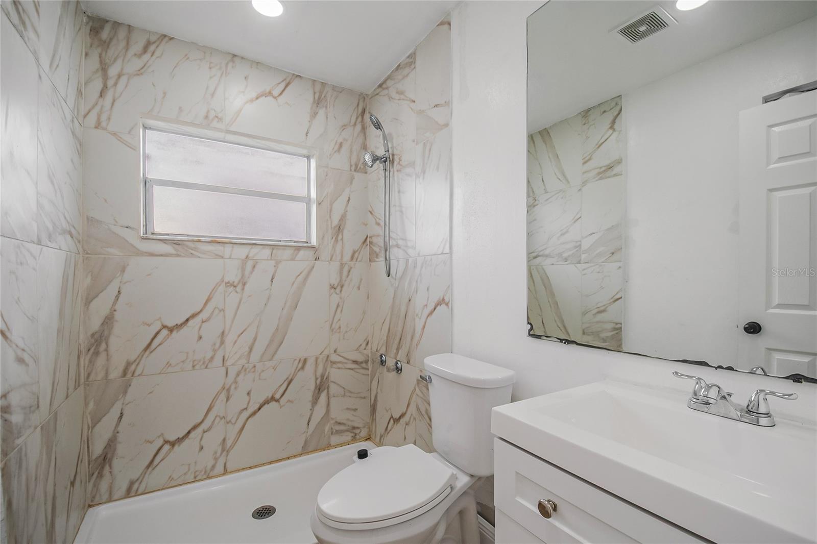 LITTLE WEKIWA ESTATES NO 1 - Residential