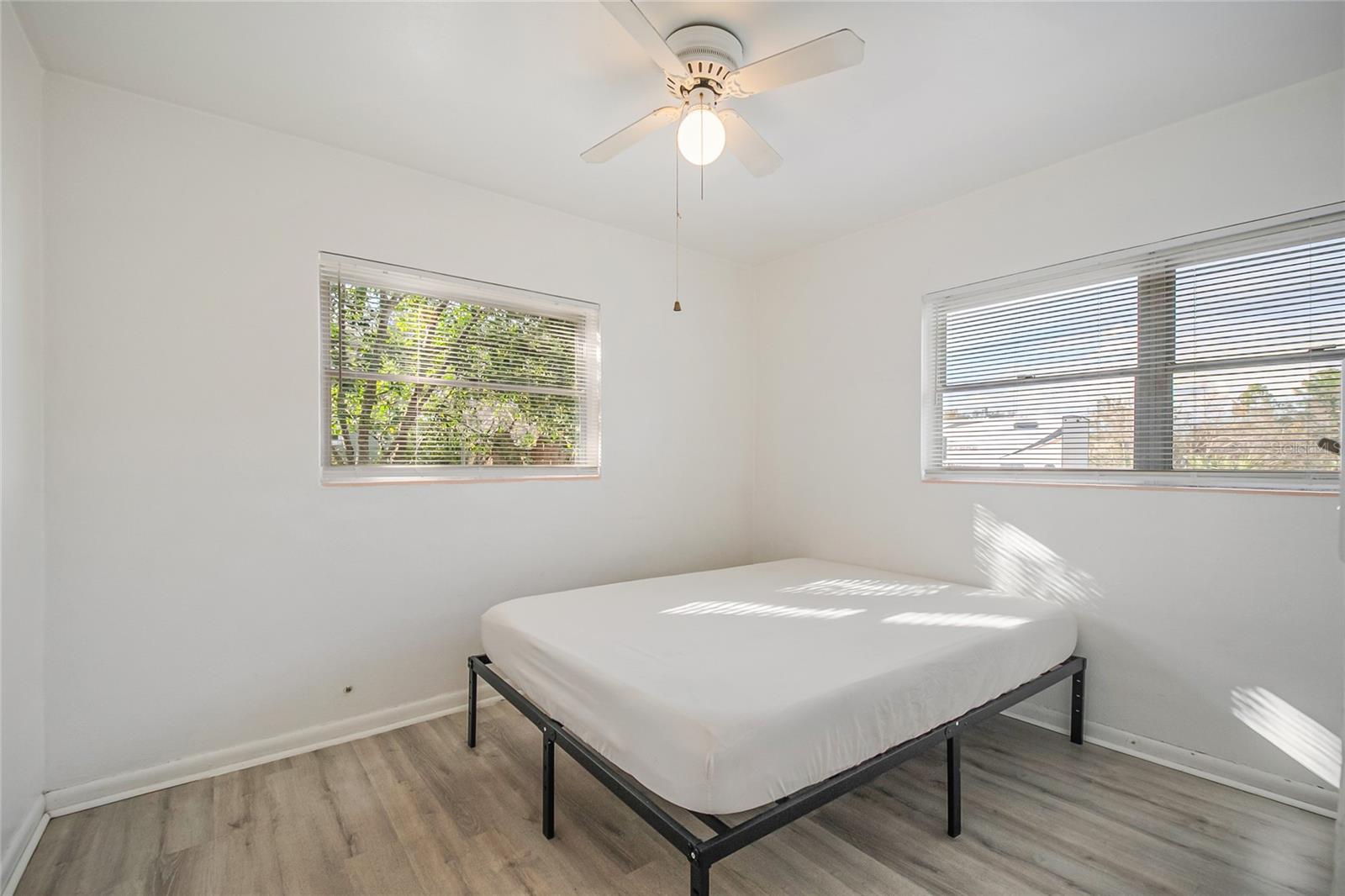 LITTLE WEKIWA ESTATES NO 1 - Residential