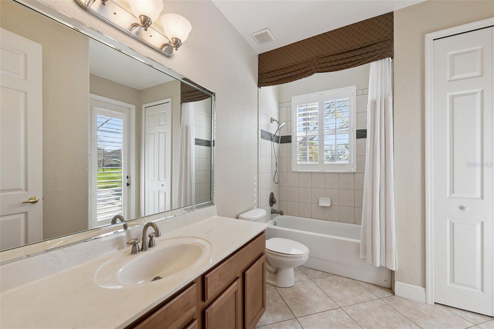 JOHNS LAKE POINTE A & S - Residential