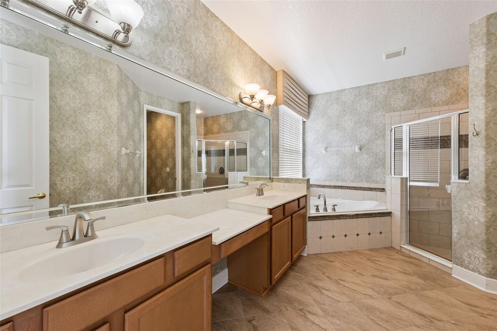 JOHNS LAKE POINTE A & S - Residential