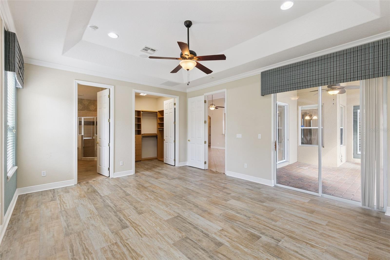 JOHNS LAKE POINTE A & S - Residential