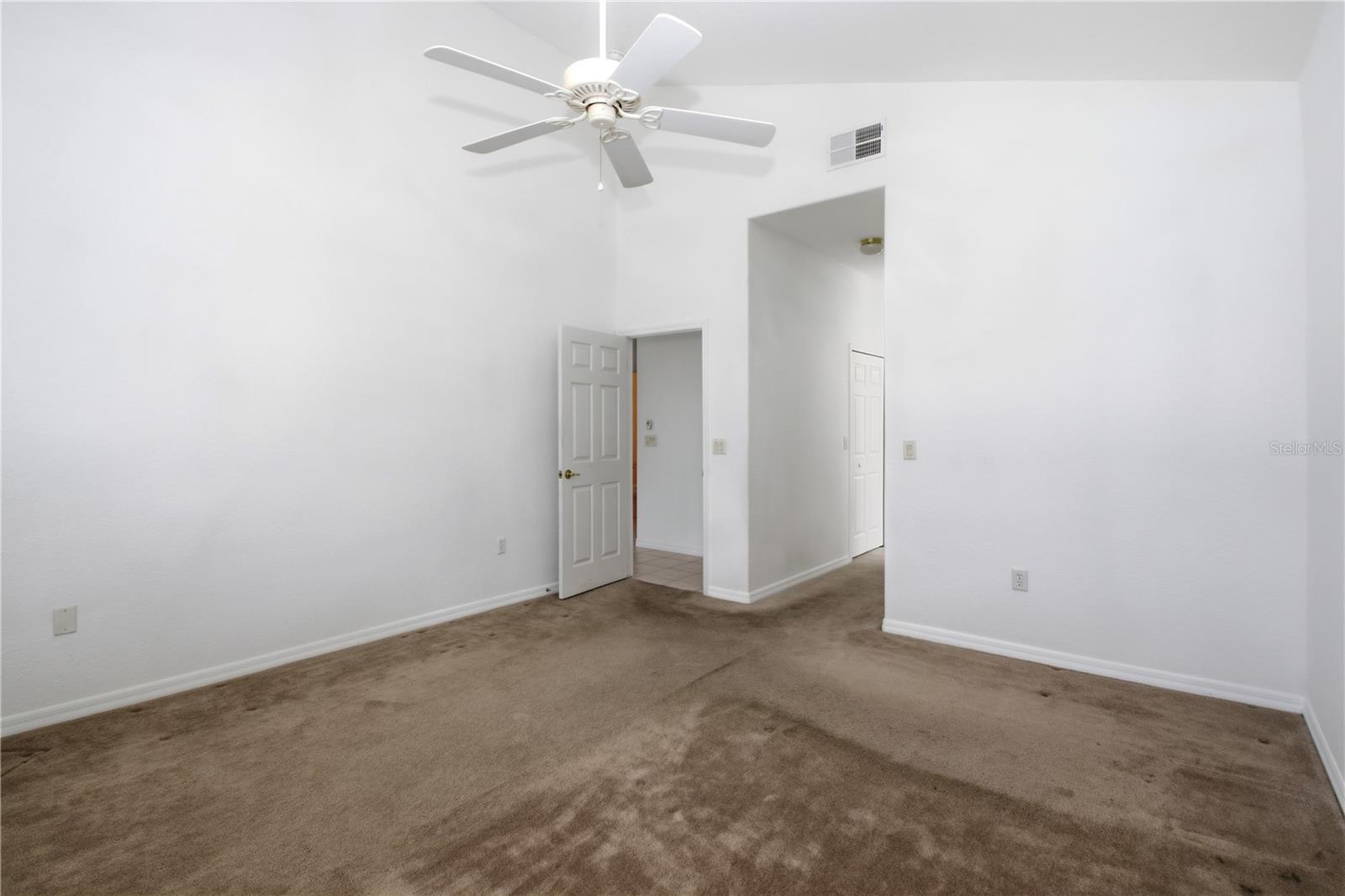 FALCON POINTE REP - Residential