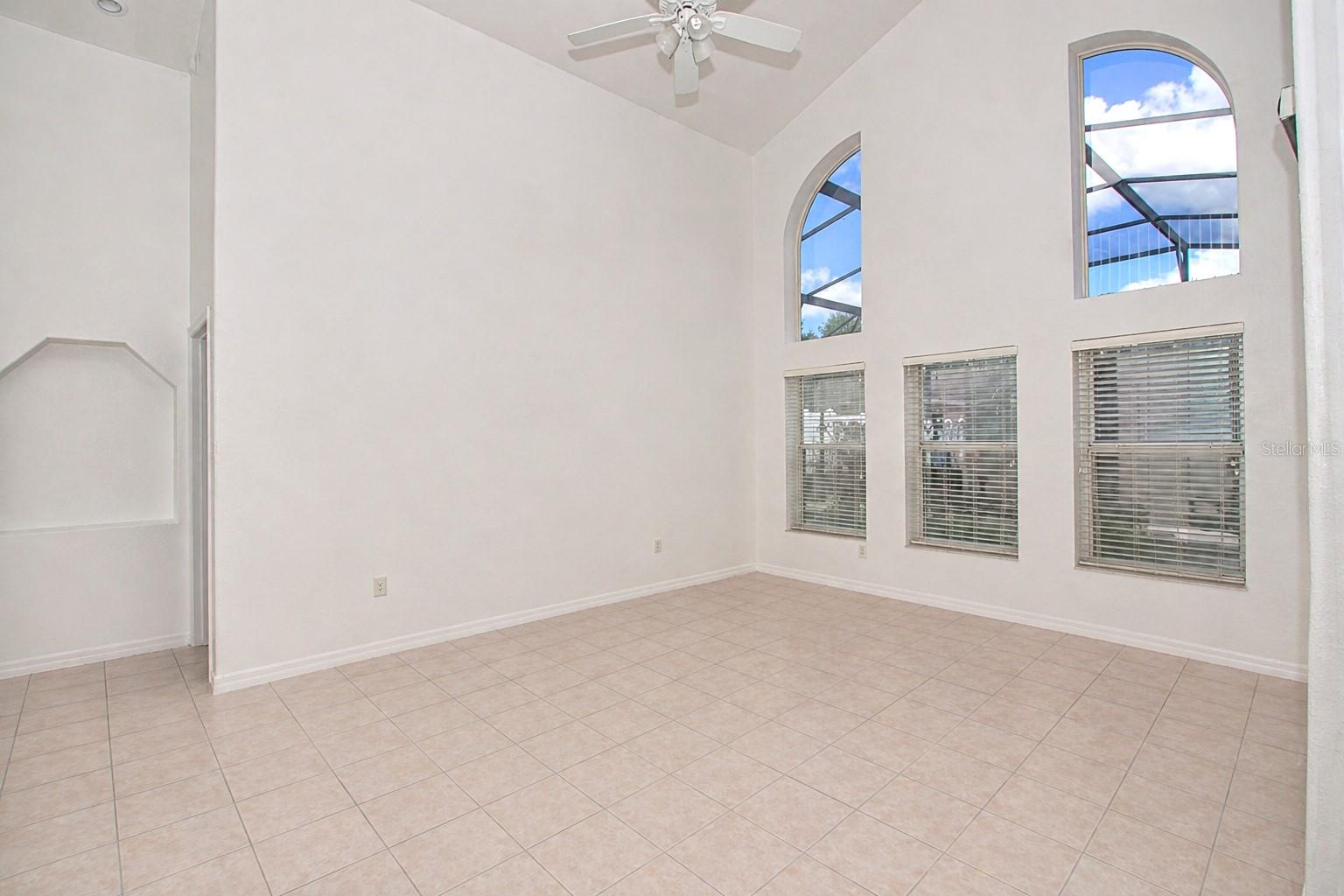 FALCON POINTE REP - Residential