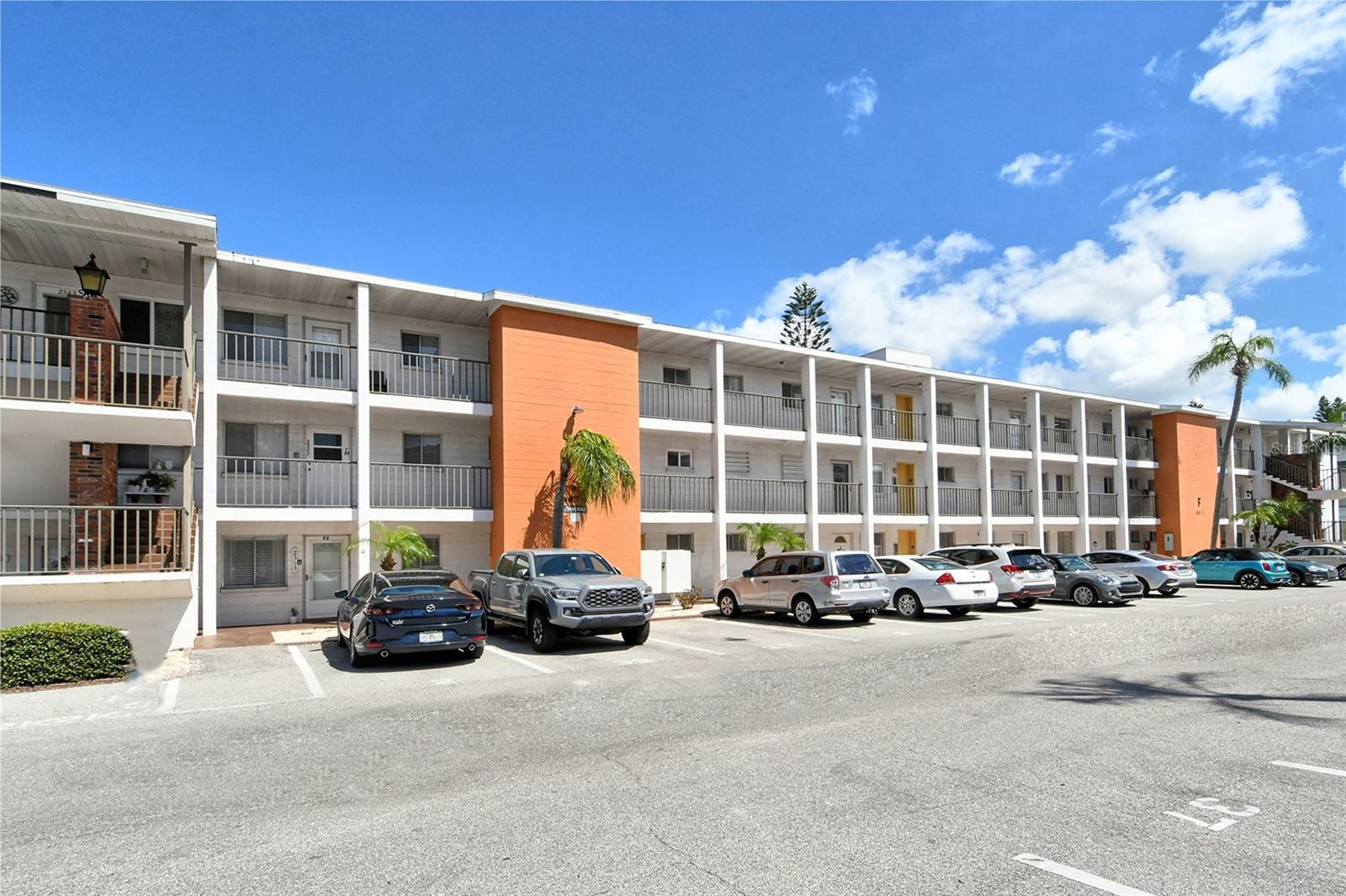 This ground level, end unit comes furnished and with a designated parking space in front of the unit. The two bedroom condo comes furnished and includes brand new stainless steel kitchen appliances and inside laundry. There is a patio off the living room to enjoy a greenspace view. The Fourth on Bayshore has 264 units and is a 55+ community that is mainly owner-occupied and self managed. There is a community pool, recreation area, shuffle board and bocce courts. The residents are offered numerous activities throughout the year to keep you engaged. It is very close to the State College of Florida that offers athletic and entertainment events. Also nearby is the Bayshore Gardens Shopping Center that hosts a brand new Publix grocery, and a number of retail stores such as Target, TJ Maxx, and various restaurants. Within one mile in either direction, you will also find more retail and restaurants to delight every taste. Sarasota Bradenton International Airport is a mere 5.1 miles away for when you wish to travel or have visitors.
Note you must own for 2 years prior to renting in Fourth Bayshore.