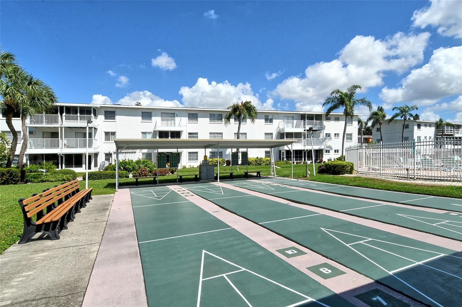 THE FOURTH BAYSHORE - Residential