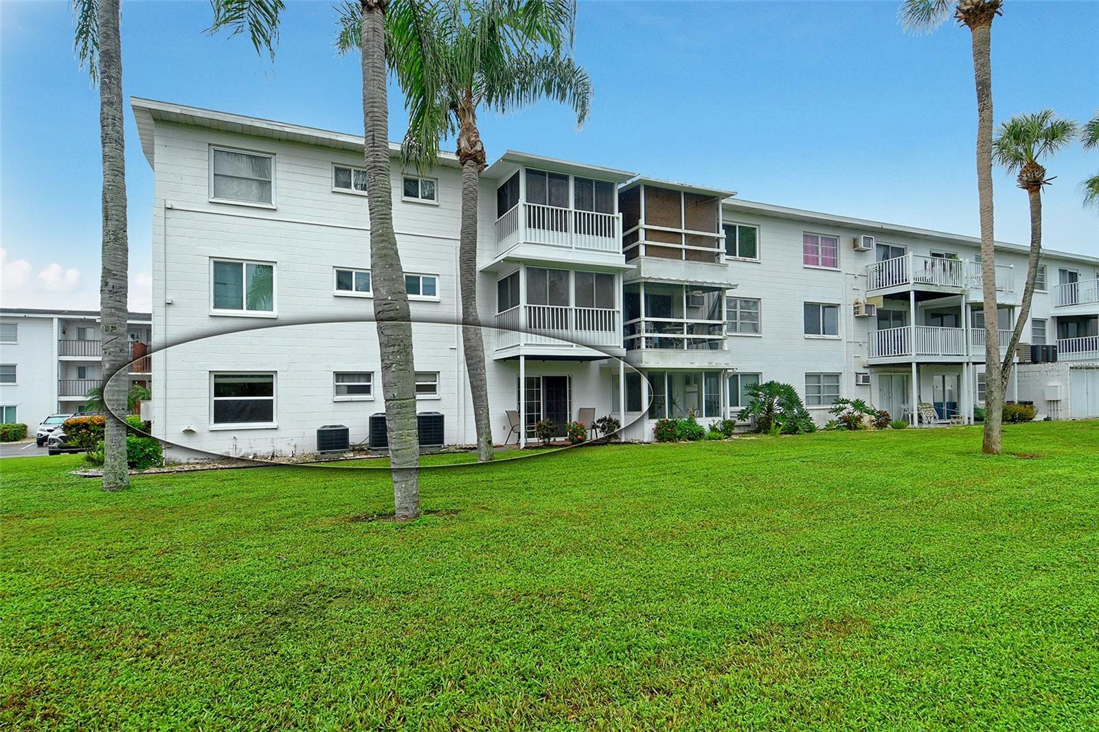 THE FOURTH BAYSHORE - Residential