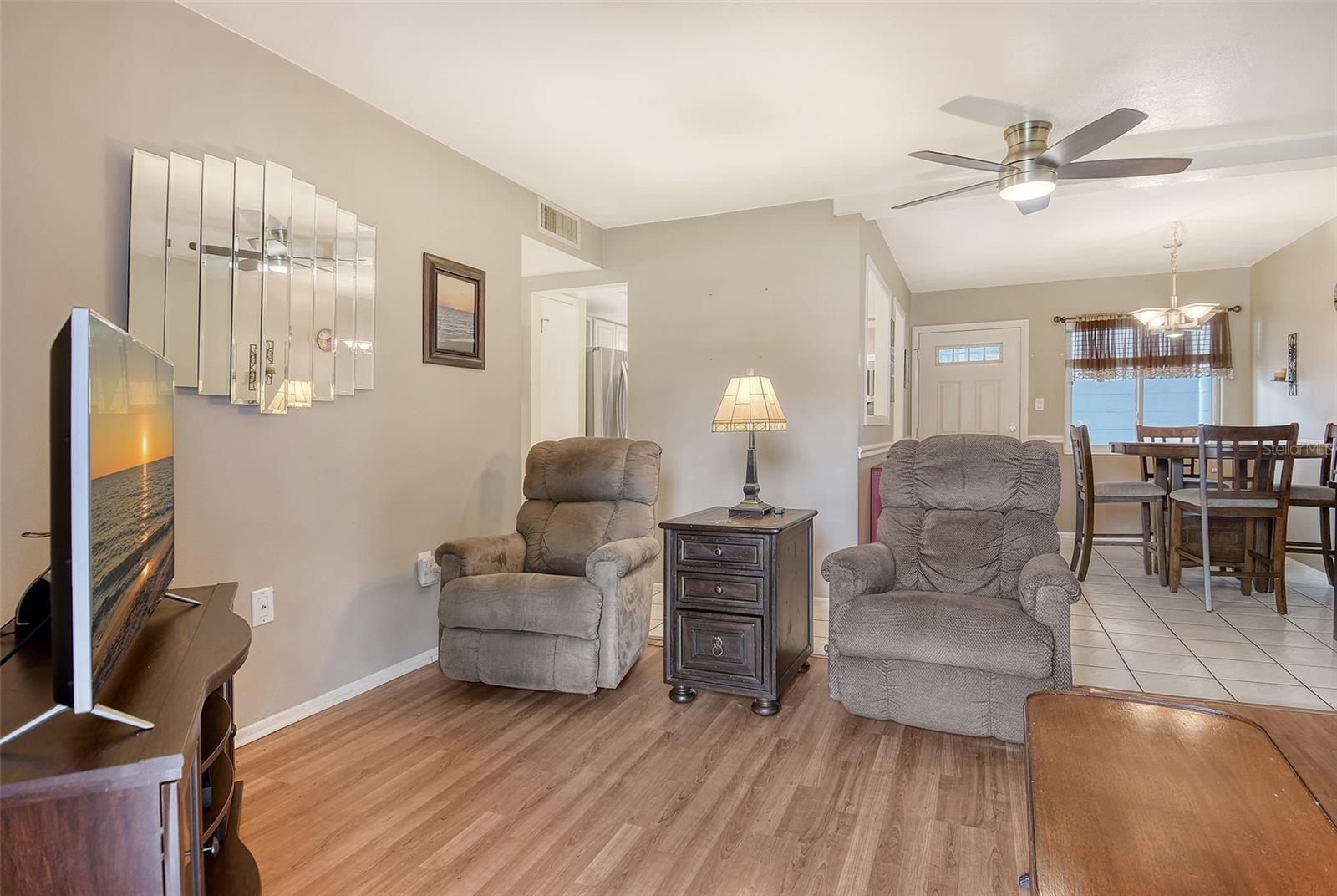 THE FOURTH BAYSHORE - Residential