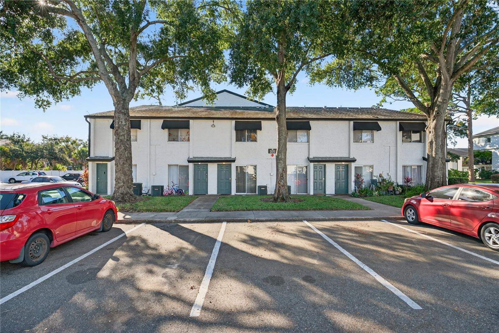 AVALON CONDO - Residential