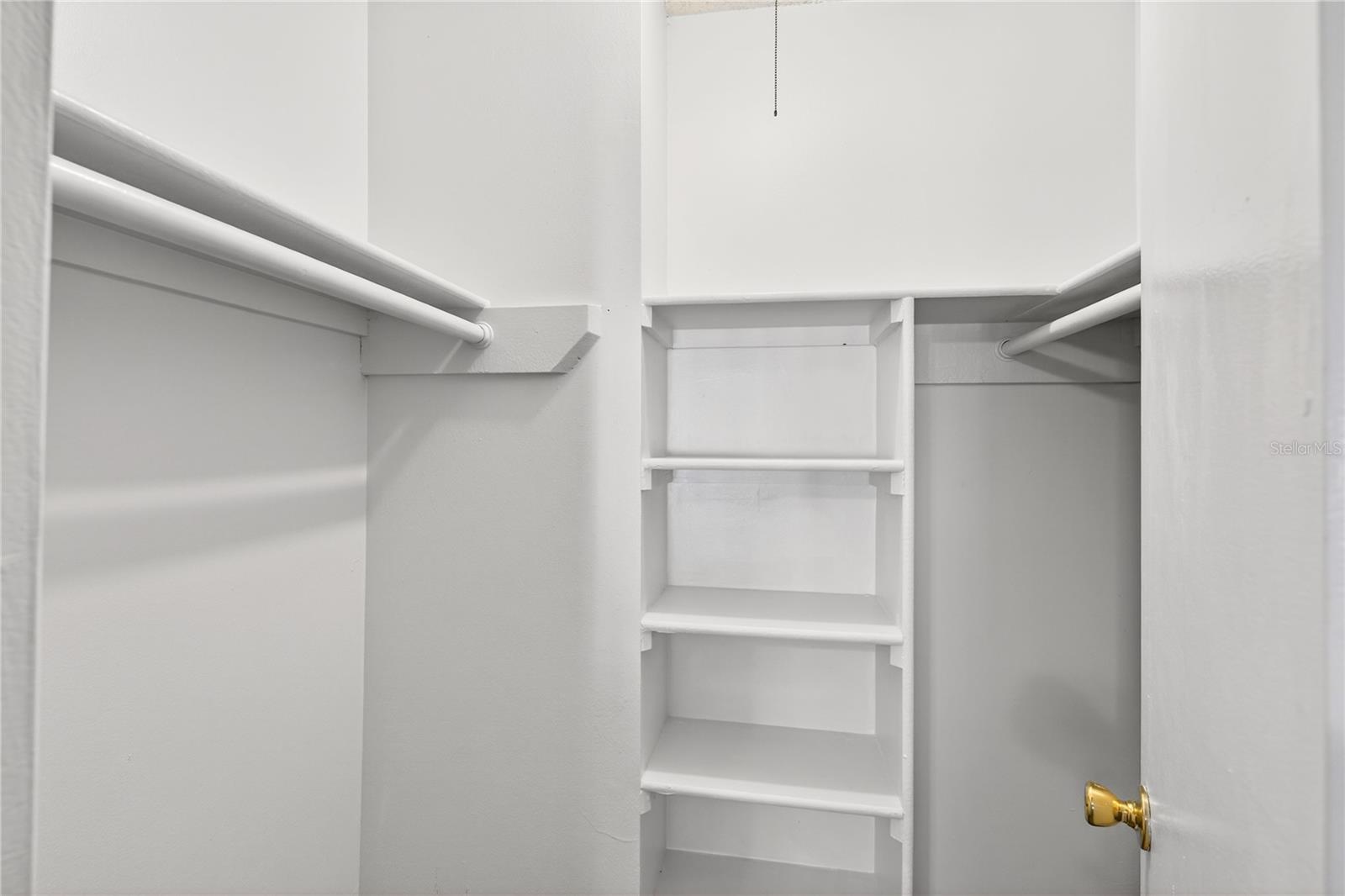 AVALON CONDO - Residential