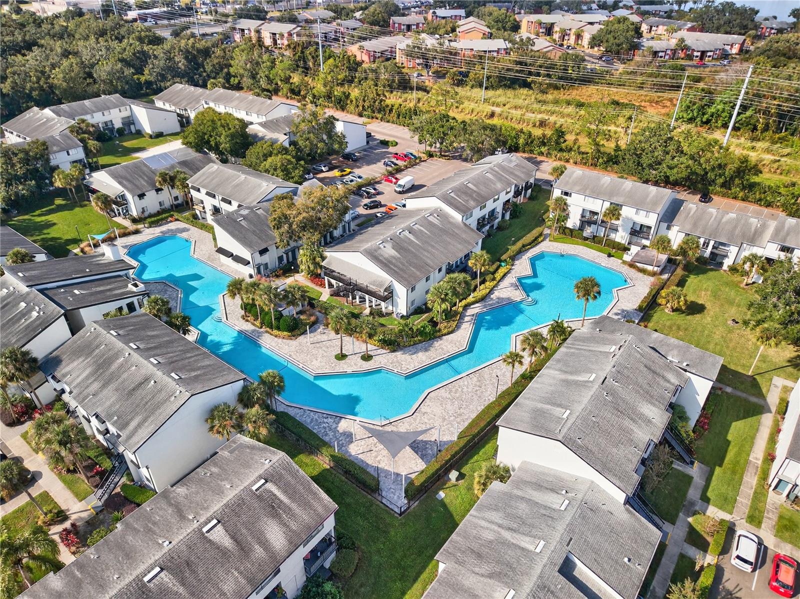 AVALON CONDO - Residential