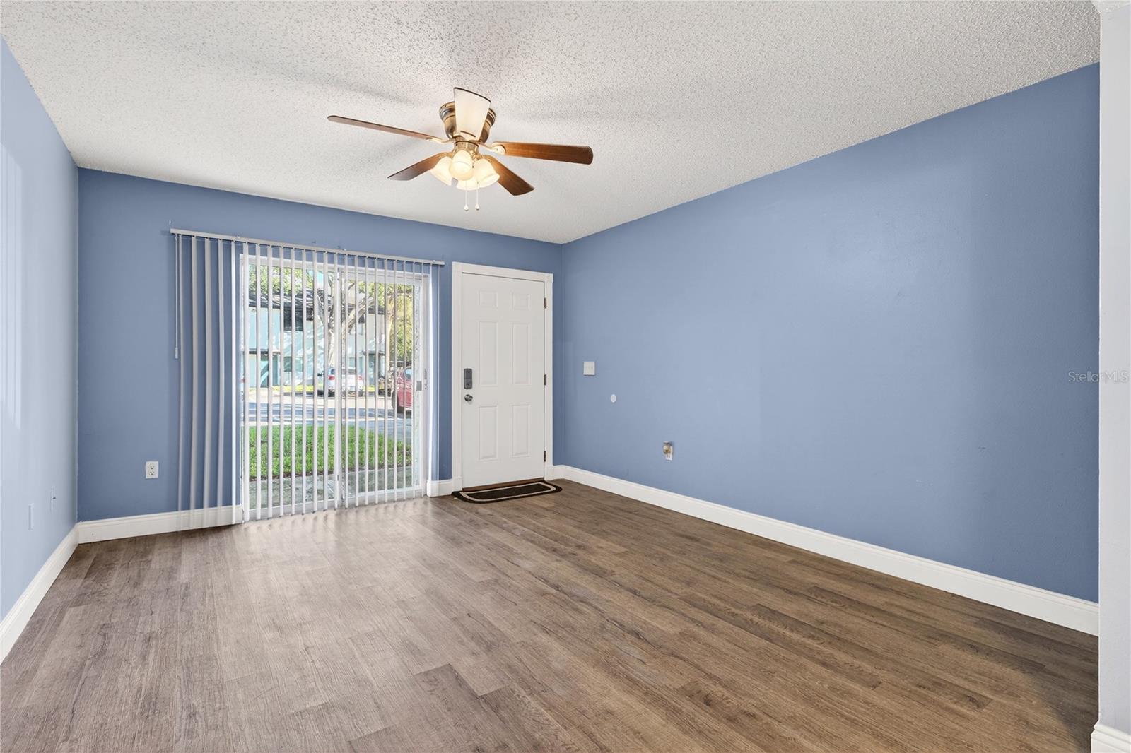 AVALON CONDO - Residential