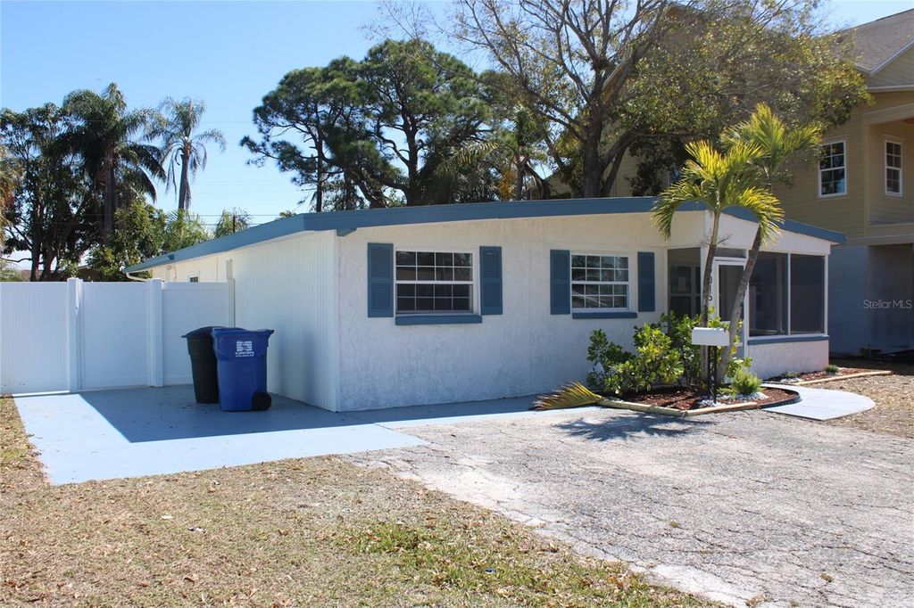 Photo of 9015 Bay Street NE, St Petersburg, FL 33702 (MLS # TB8467894)