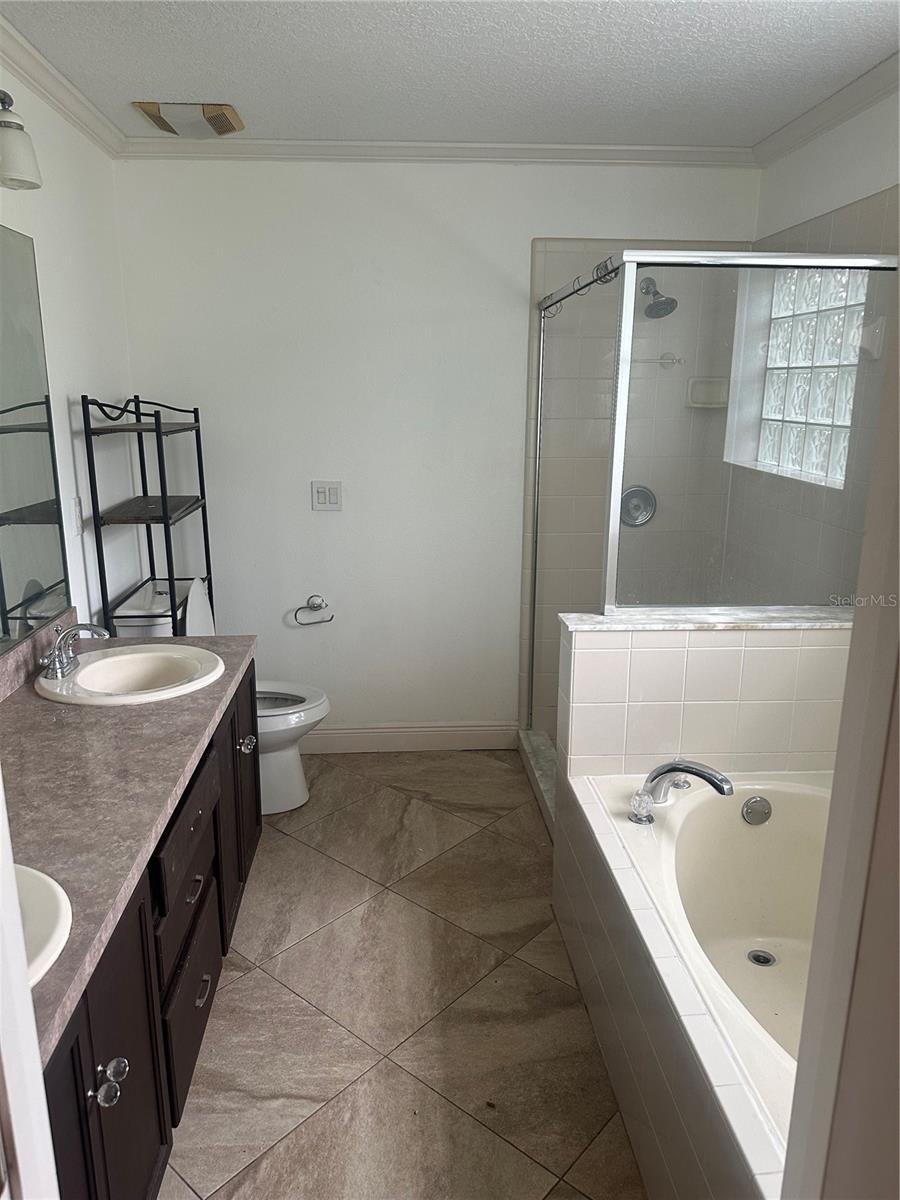 QUAIL VALLEY ESTATES - Residential Lease