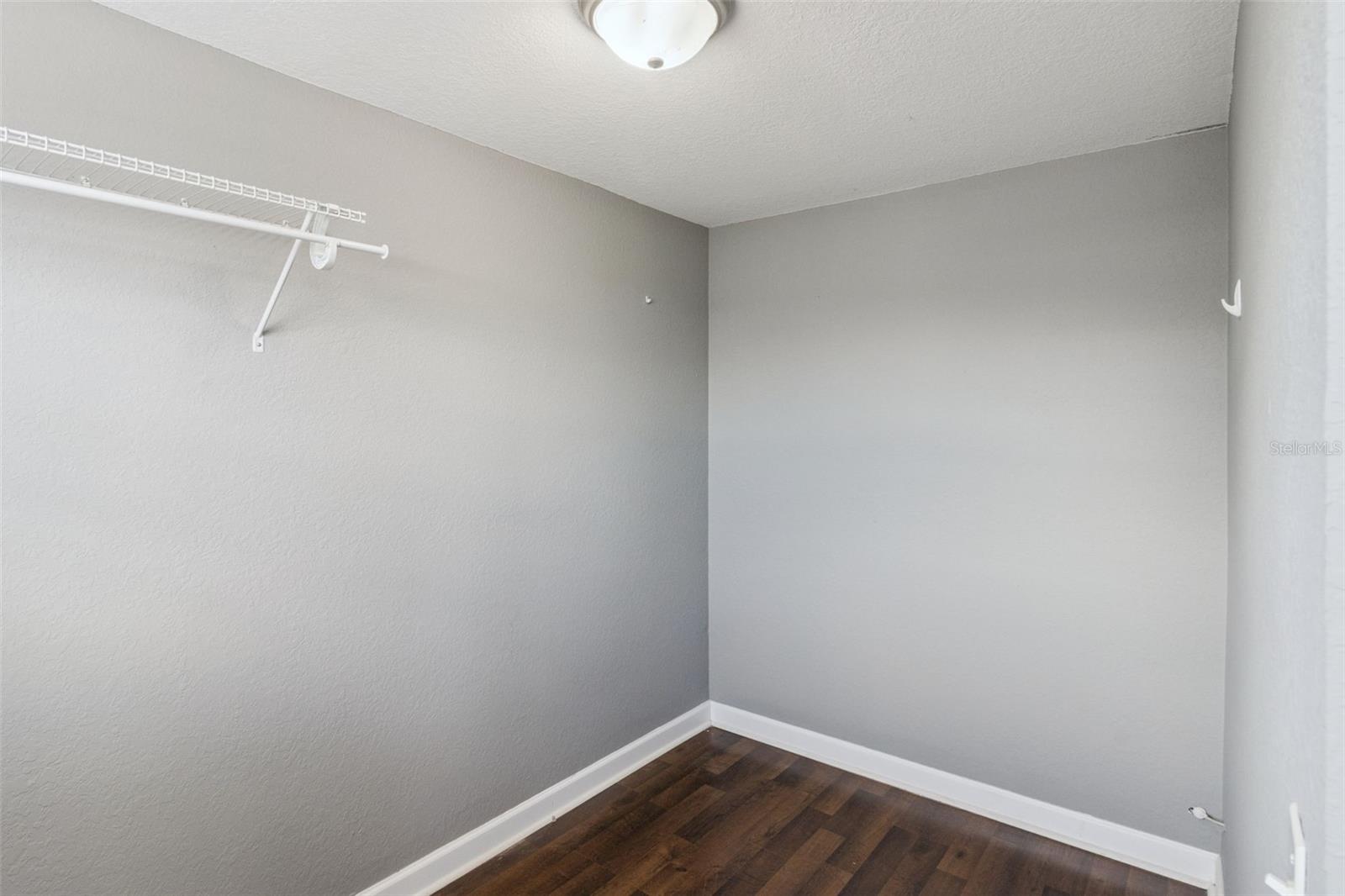 SUN RAY HOMES 01 - Residential