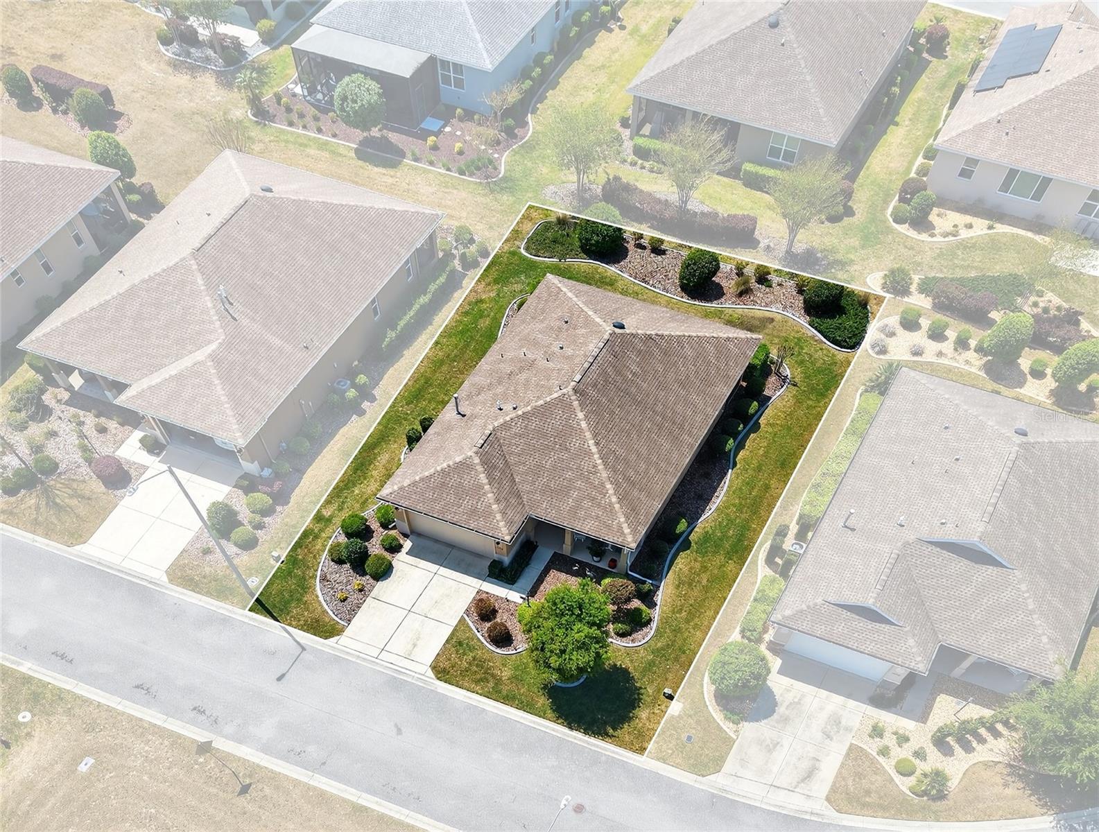 ON TOP/THE WORLD AVALON PH 4 - Residential