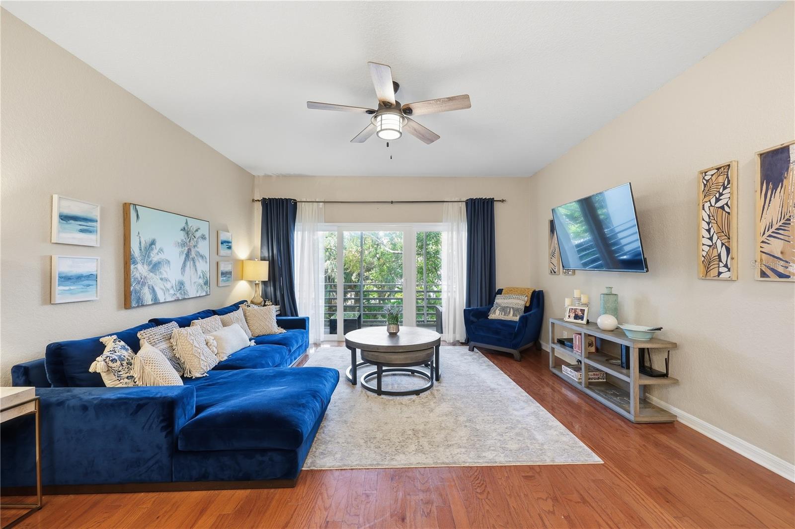 MIRABELLA TWNHMS SUB - Residential