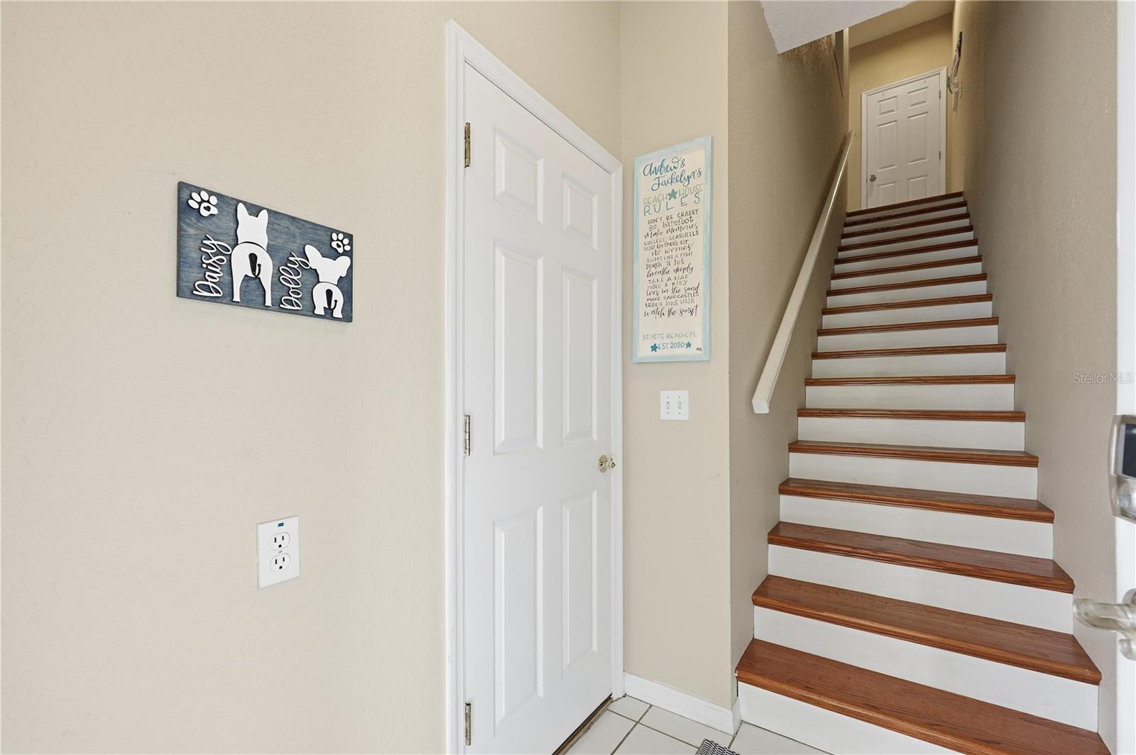 MIRABELLA TWNHMS SUB - Residential