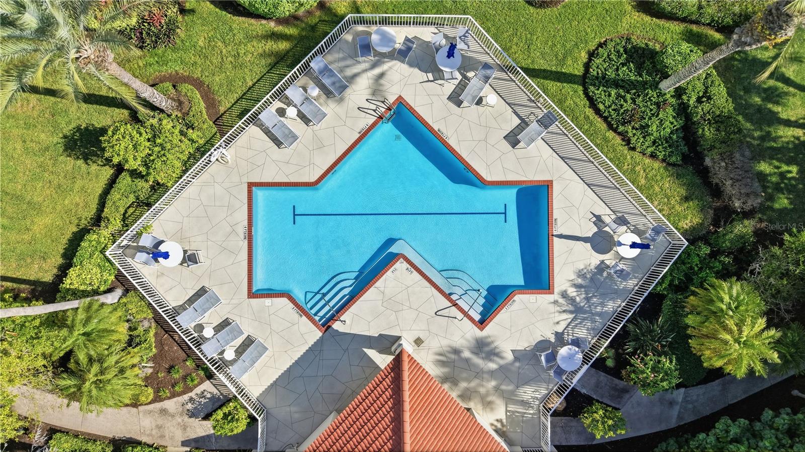 MIRABELLA TWNHMS SUB - Residential