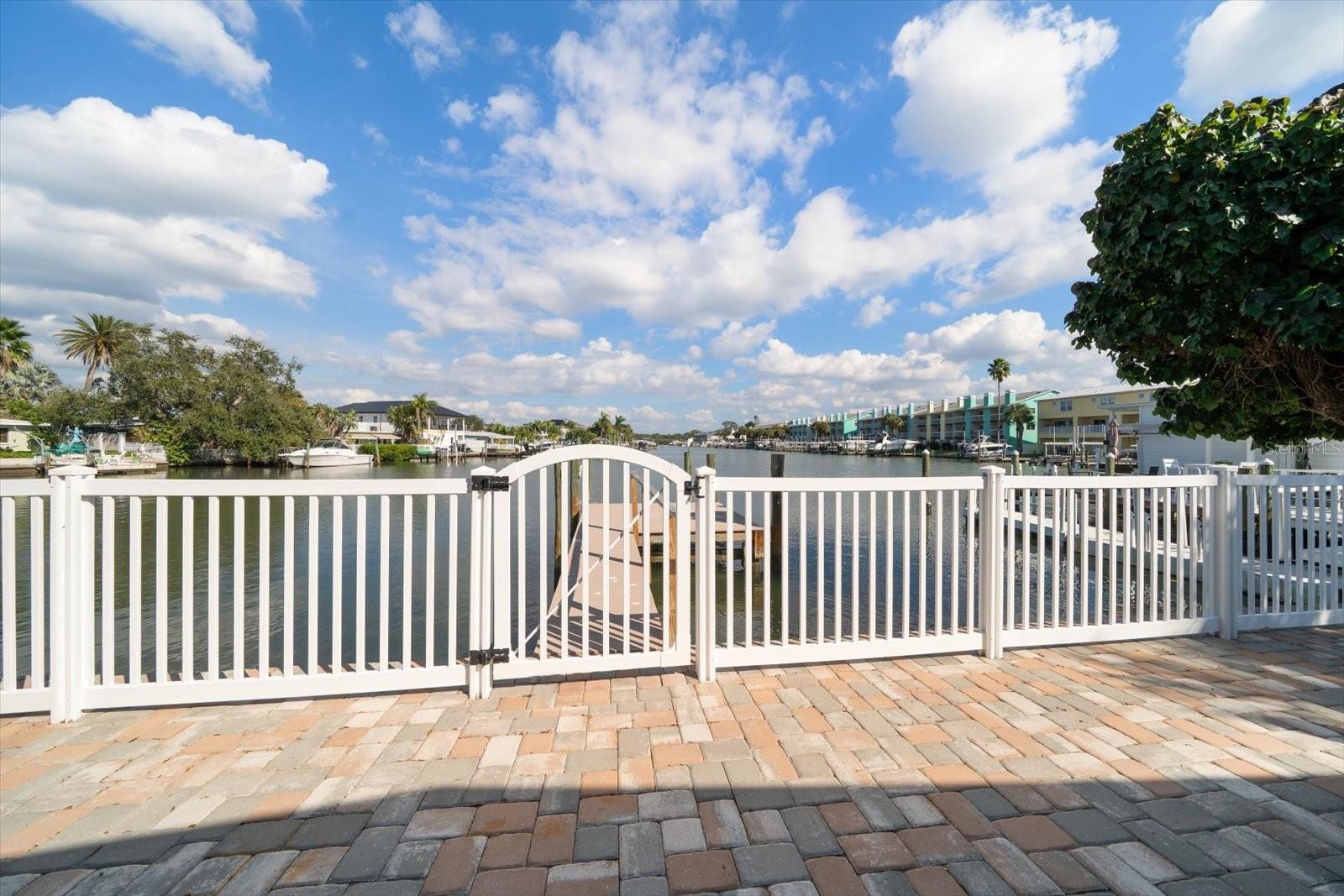 BAHIA VISTA SUB - Residential