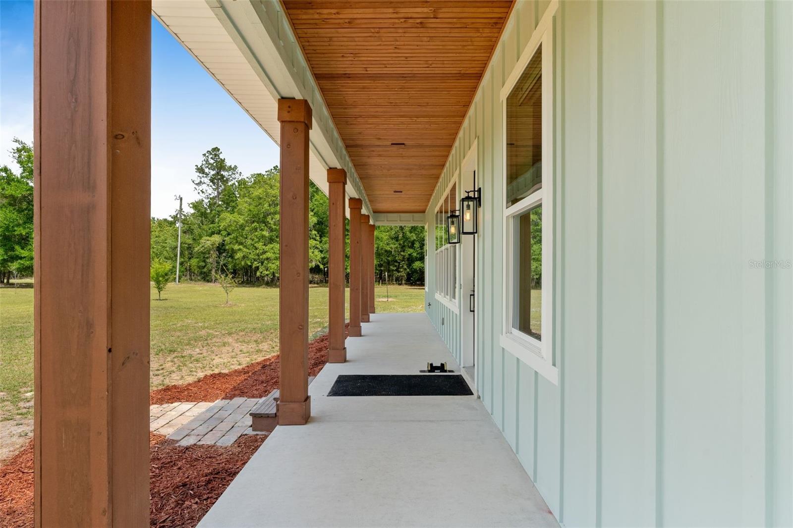 FOOTHILL FARMS UN II - Residential