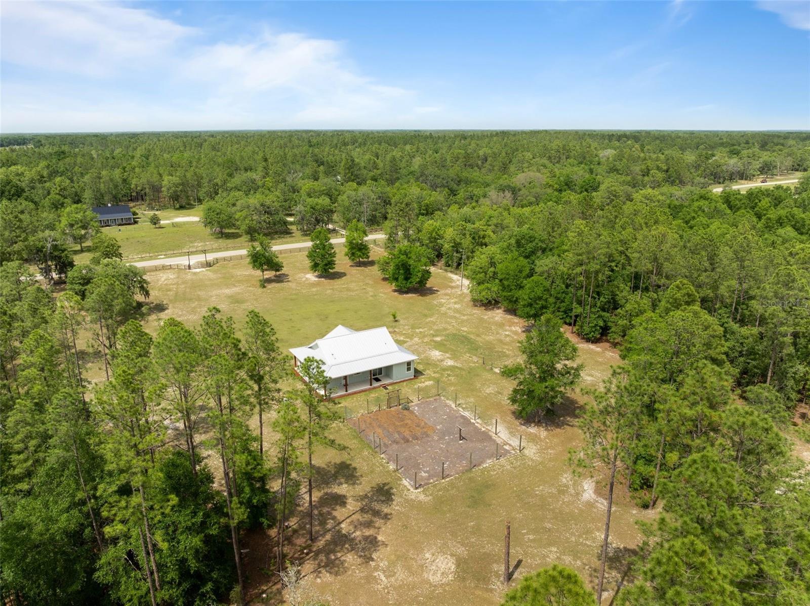 FOOTHILL FARMS UN II - Residential