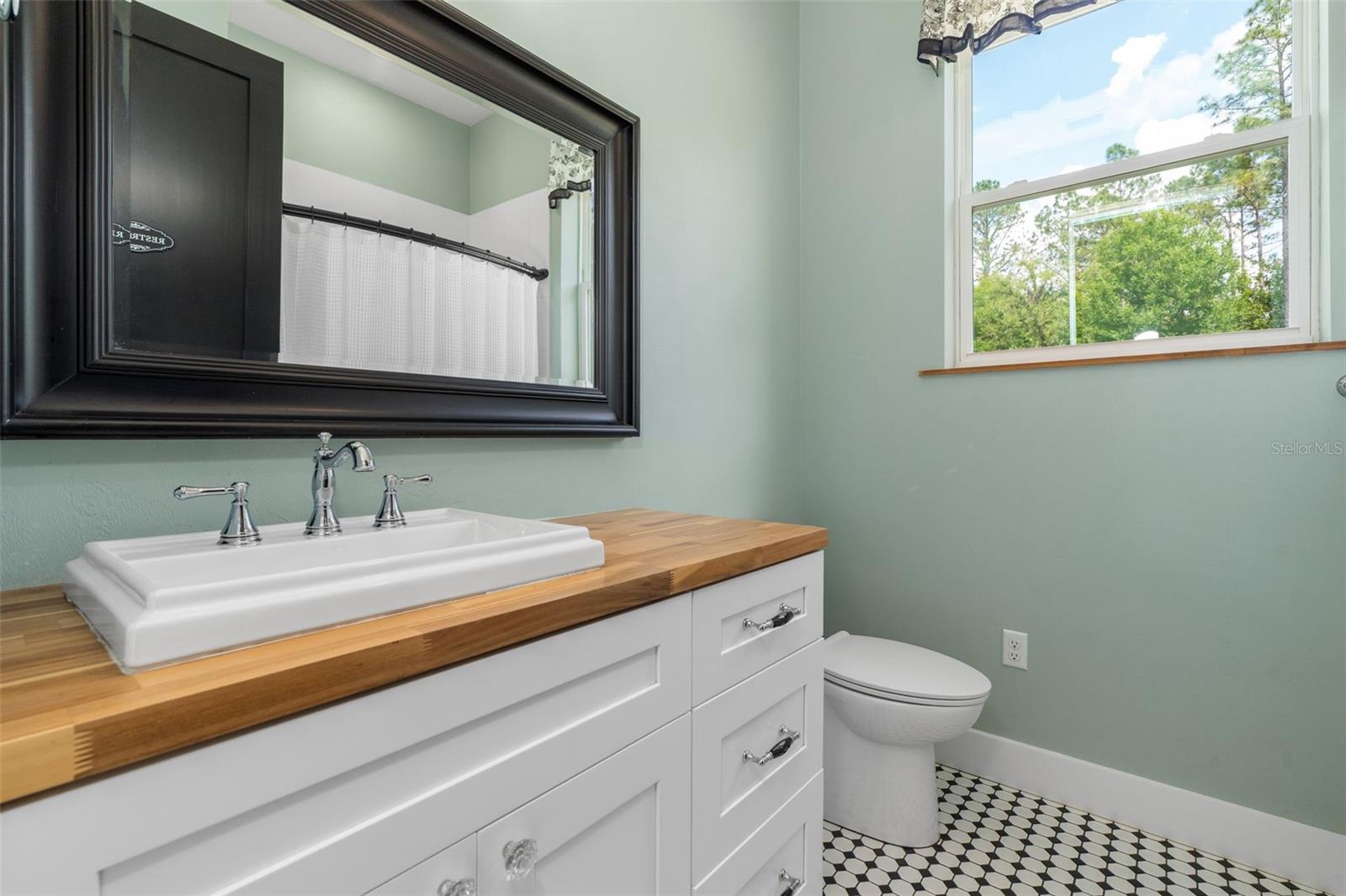 FOOTHILL FARMS UN II - Residential