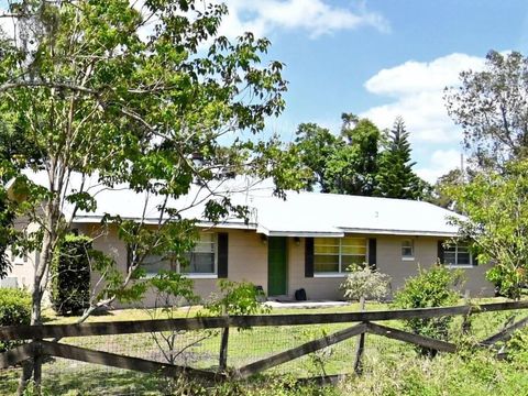 4898 MEADOW DRIVE ST CLOUD FL 34772