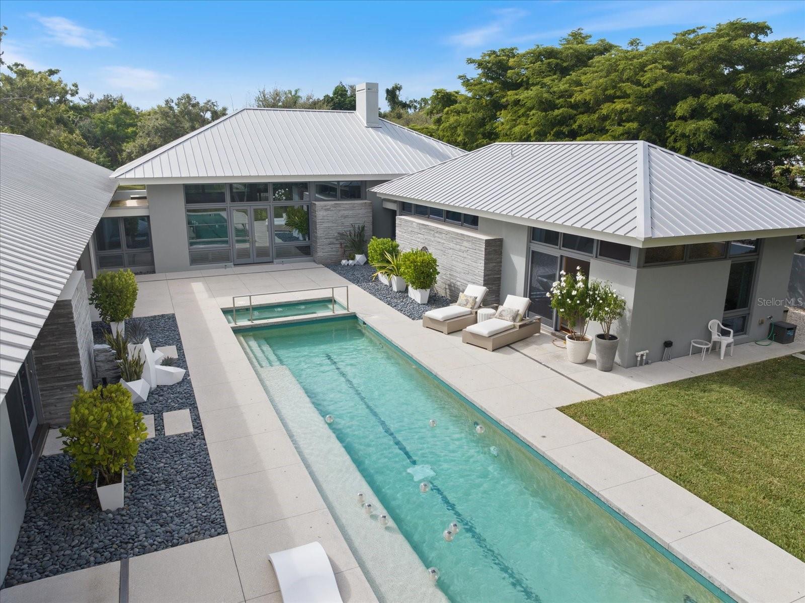 CHEROKEE PARK - Residential