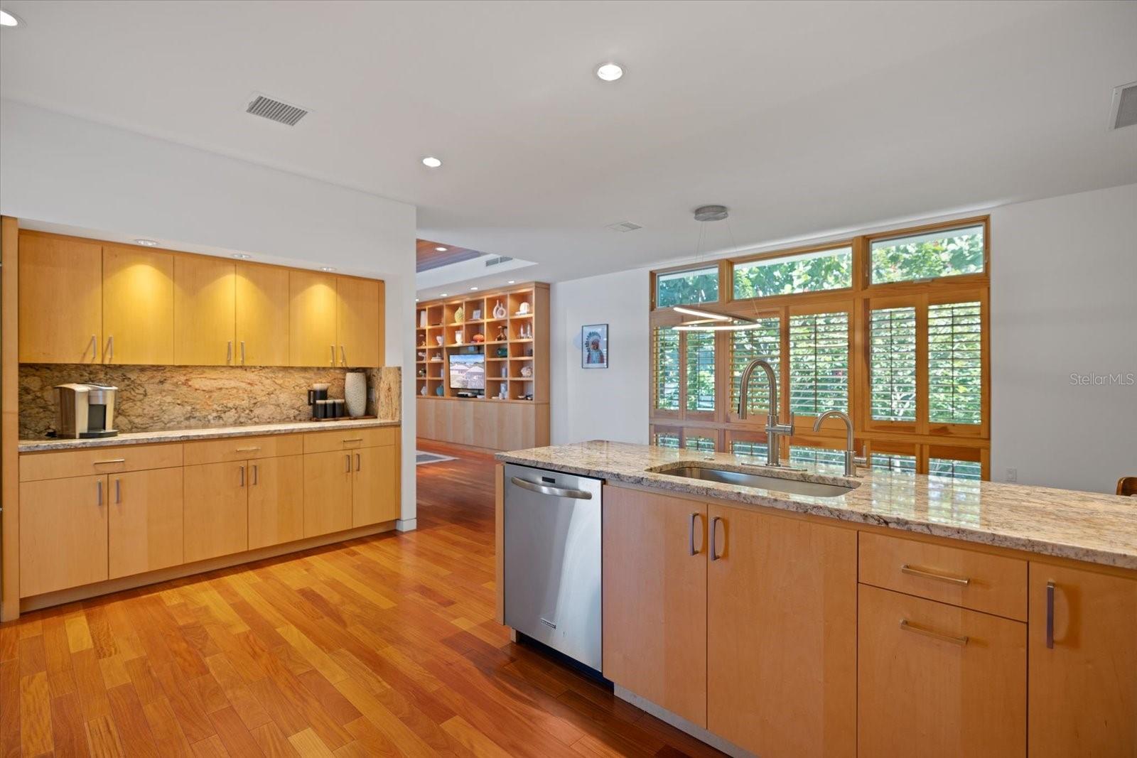 CHEROKEE PARK - Residential