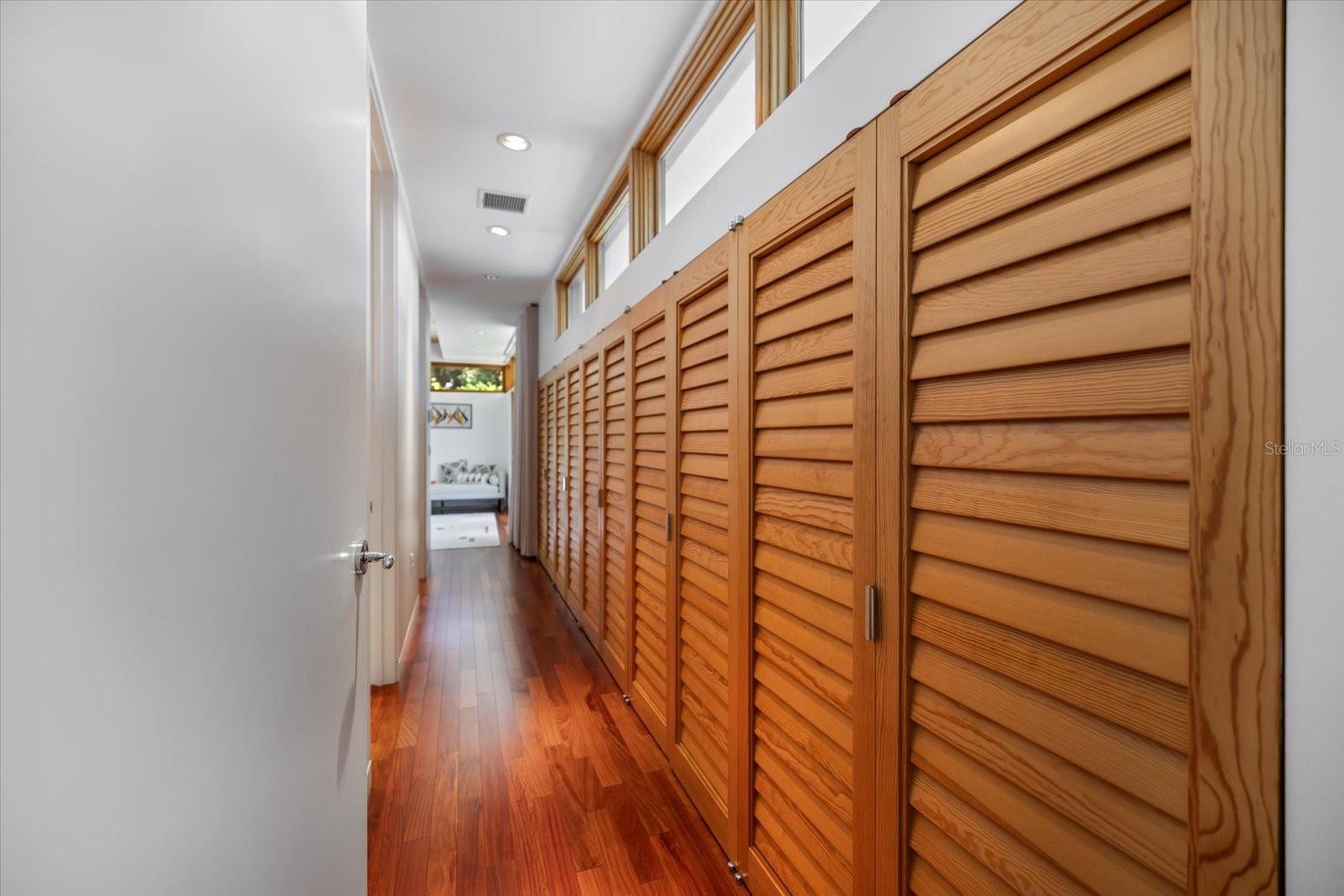 CHEROKEE PARK - Residential