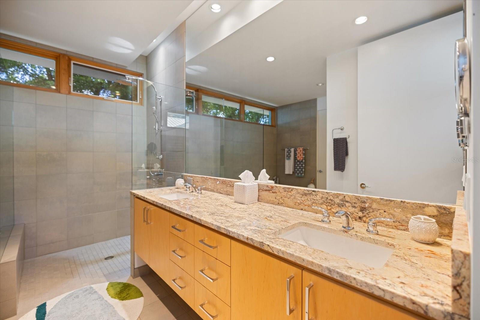 CHEROKEE PARK - Residential