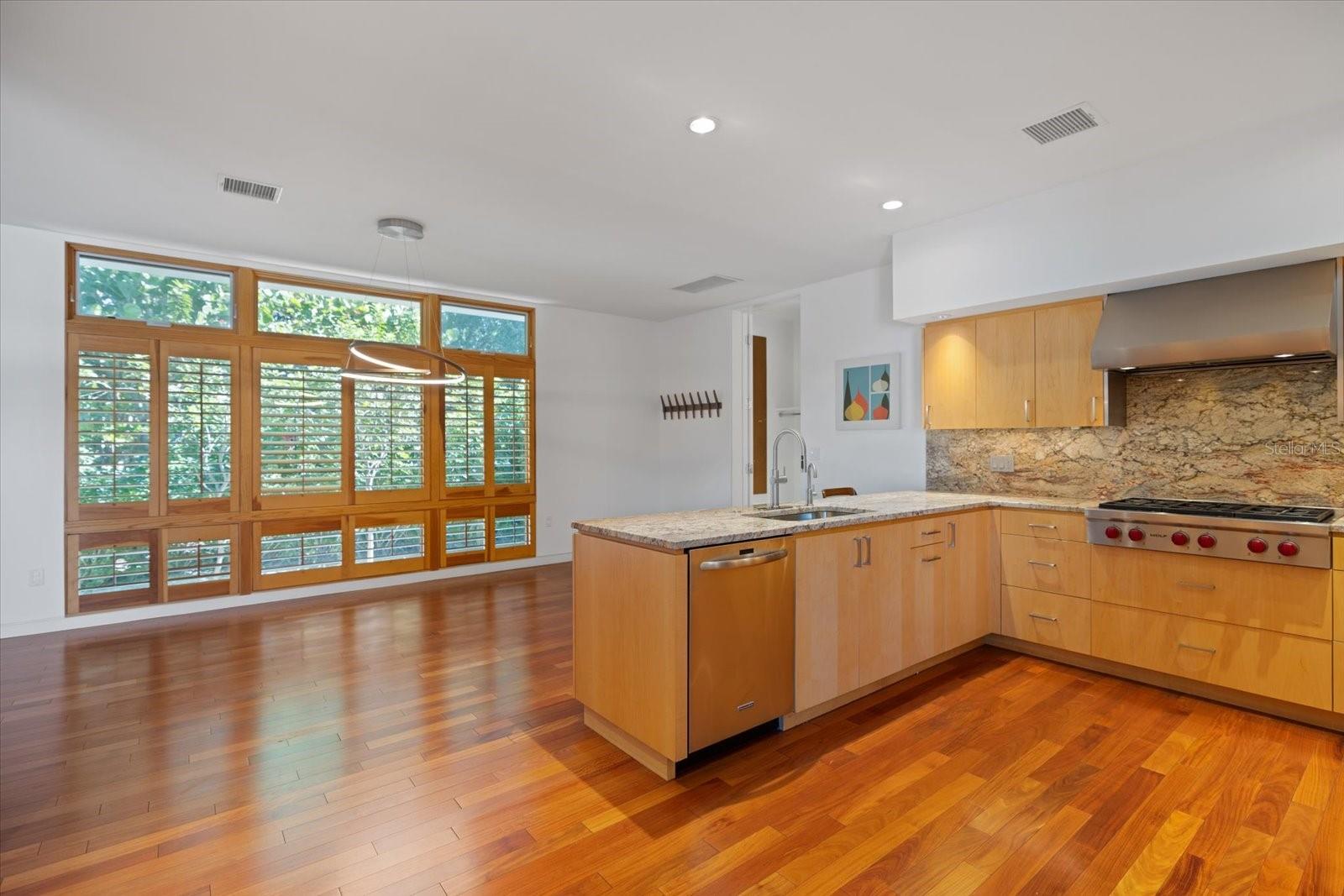 CHEROKEE PARK - Residential